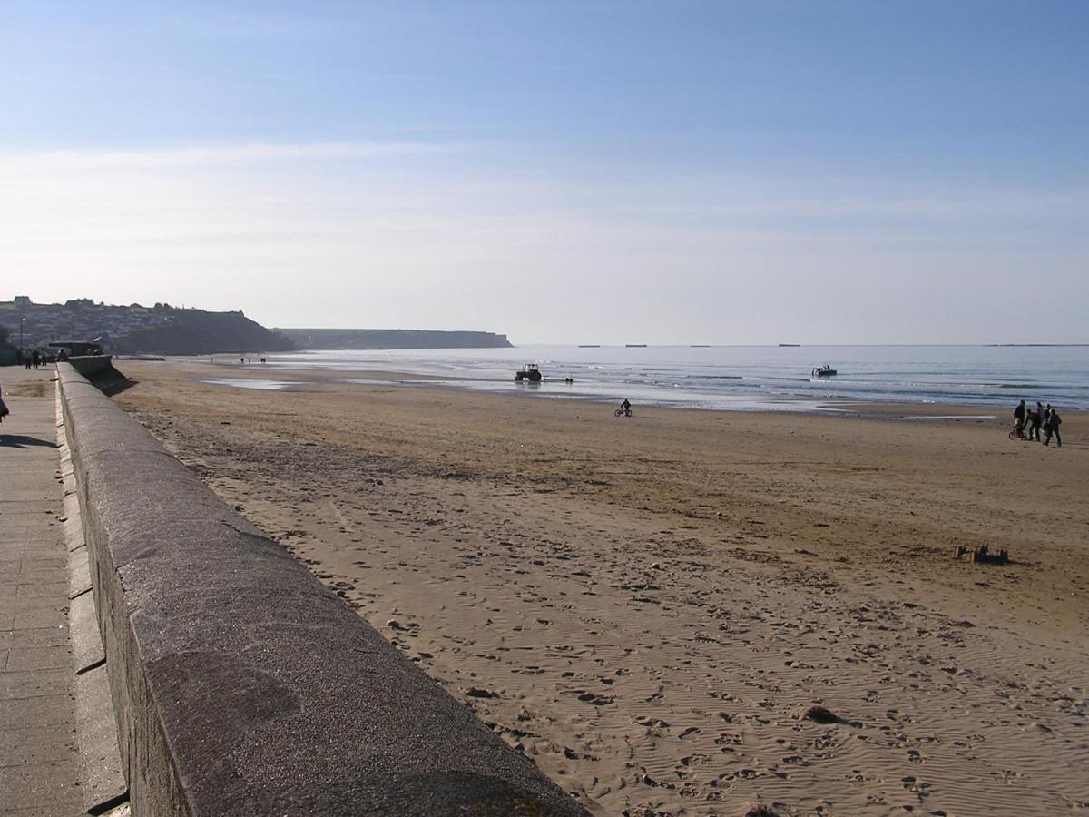 Maisonnette Le Cottage A 50M De La Plage D'Asnelles , 3Km D'Arromanches, 10Km De Bayeux エクステリア 写真